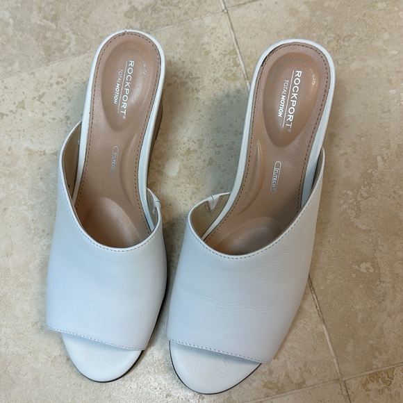 NWT Rockport Total Motion Wedge Leather Sandals - Picture 8 of 11